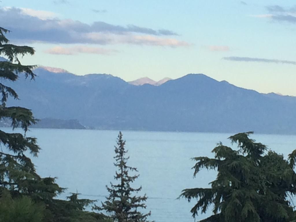 Appartamento Provenzale Desenzano del Garda Camera foto